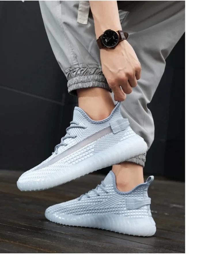 2025 Spring and Summer New Mesh Shoes Lightweight Breathable Casual Flying Knitting Sneakers Couple Mesh Shoes