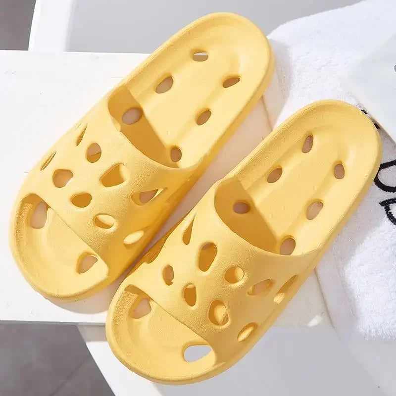 Bathroom Slippers Women Leaking Sandals Cheese Slides Summer Eva Shoes For Men Soft Anti-Slip Flip Flops Couples Indoor Slipper