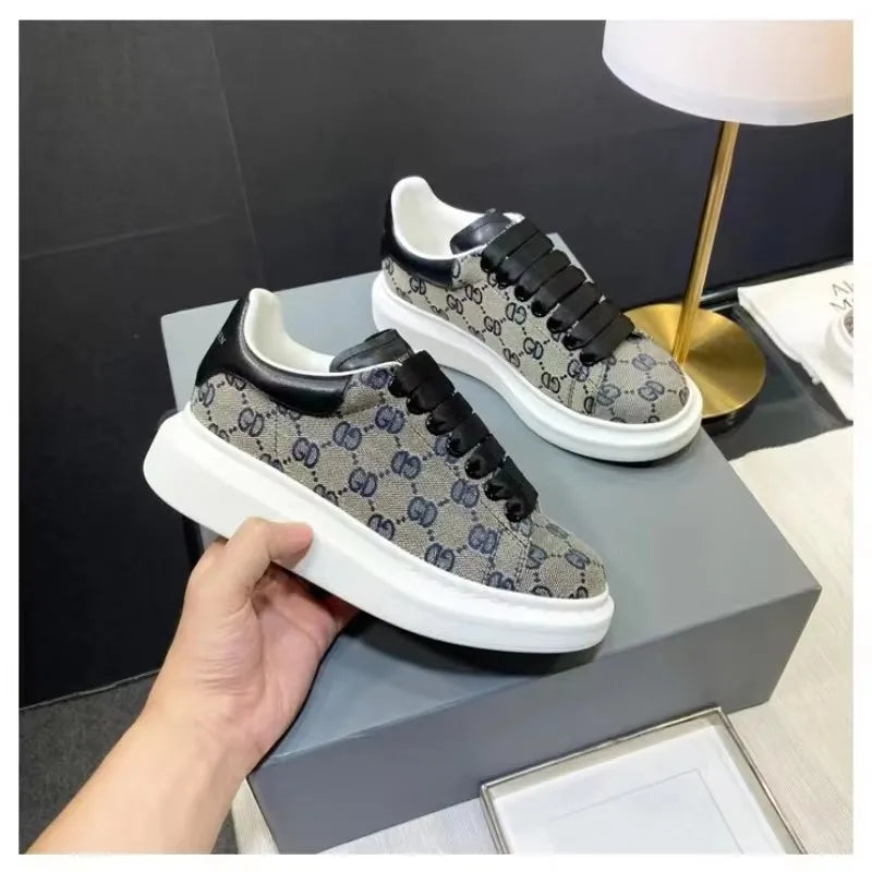 2024 Autumn New Versatile Breathable Canvas Shoes Korean Version Trendy Board Shoes Casual Height Increasing Men's Shoes