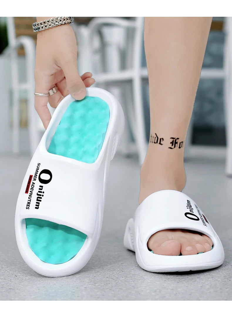 2024 New Men Massage Slippers Slides Indoor Outdoor Sandals Beach Casual Shoes Comfortable Sole Men's Slippers Big Size 38-47