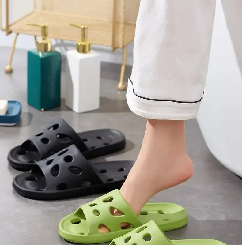 Bathroom Slippers Women Leaking Sandals Cheese Slides Summer Eva Shoes For Men Soft Anti-Slip Flip Flops Couples Indoor Slipper