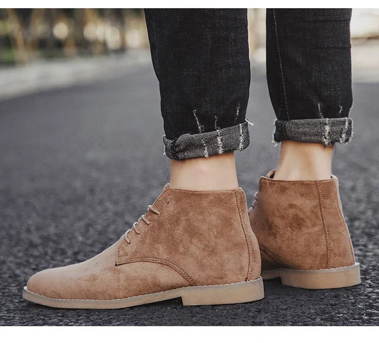 British Style Brown Men’s Suede Leather Boots Comfort Chelsea Boots Men Lace-Up Pointed Ankle Boots For Men botas para hombre