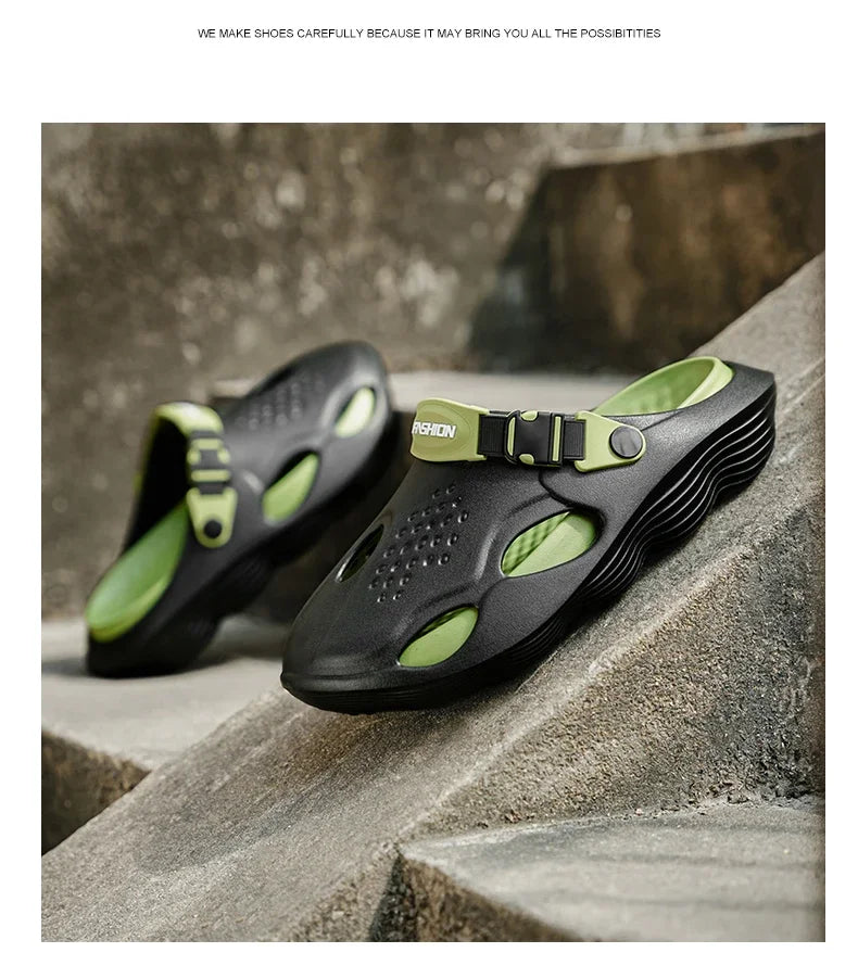 Summer Sandals Men New Fashion Cave Shoes Comfortable Soft Sole Outdoor Indoor Men's Garden Clogs Beach Shoes Slippers