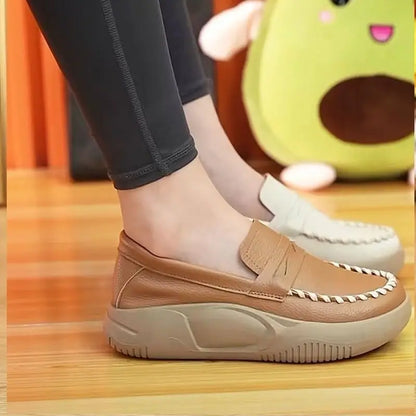 spring autumn New Soft-soled Women's Shoes Platform Casual Slip-on Loafers for Women Comfortable Work Shoes Sewn Leather Shoes