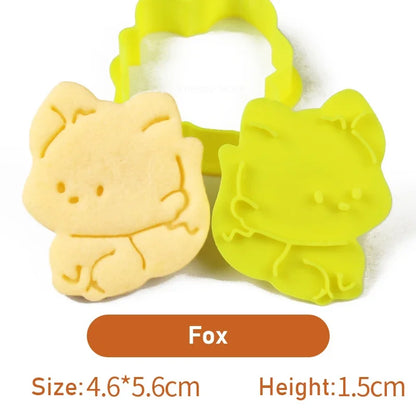 Autumn Leaves Squirrel Owl Fox Pattern 3D Biscuit Mould Thanksgiving Chestnuts Pine Cones Fondant Cookie Cutter Mold Baking Tool