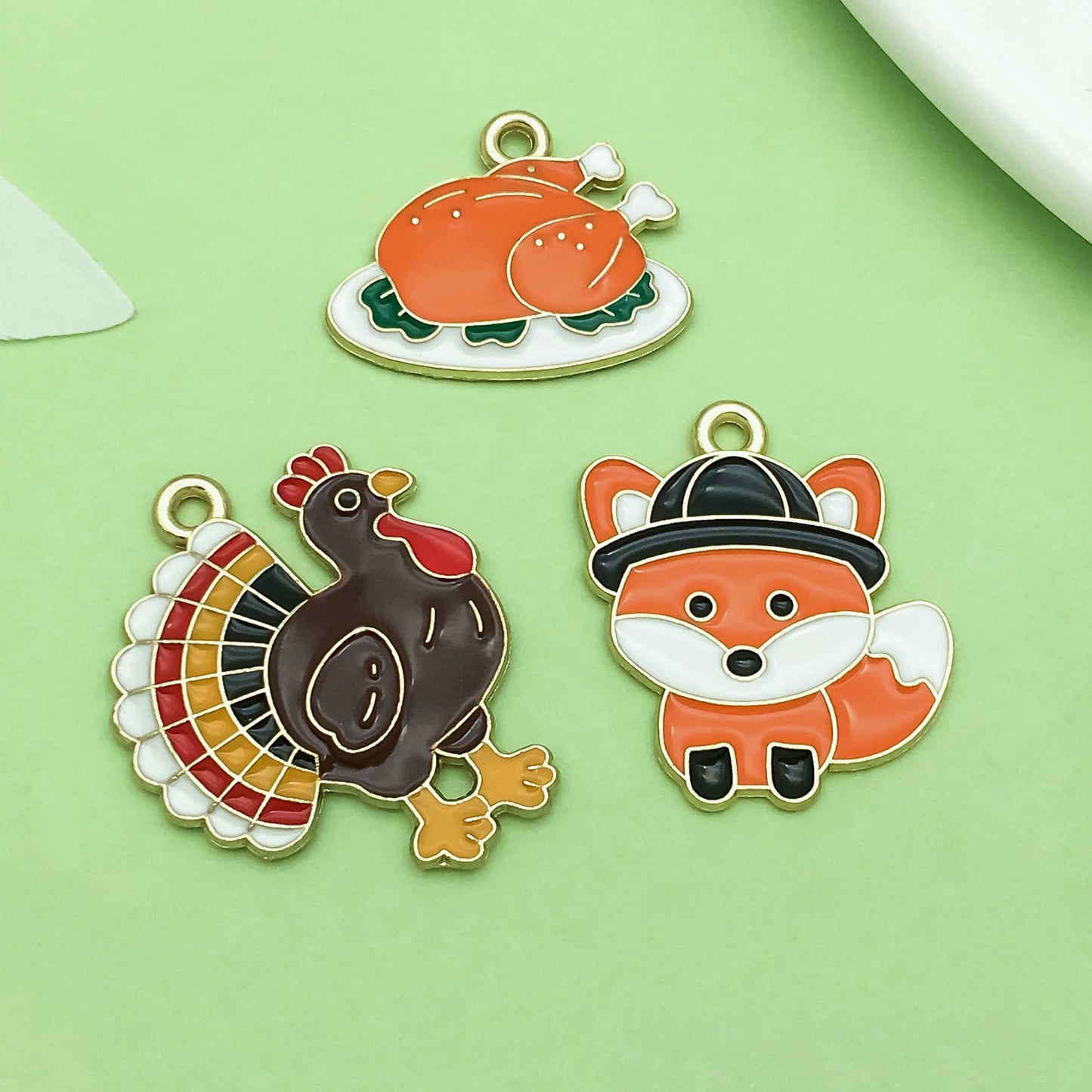 20pcs Thanksgiving Charms Alloy Turkey, Maple Leaf, Pine Cone, Scarecrow, Pumpkin Pendants for DIY Jewelry Making Accessories