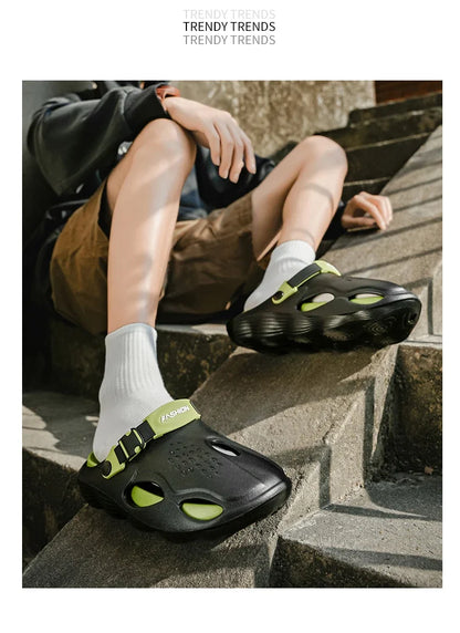 Summer Sandals Men New Fashion Cave Shoes Comfortable Soft Sole Outdoor Indoor Men's Garden Clogs Beach Shoes Slippers