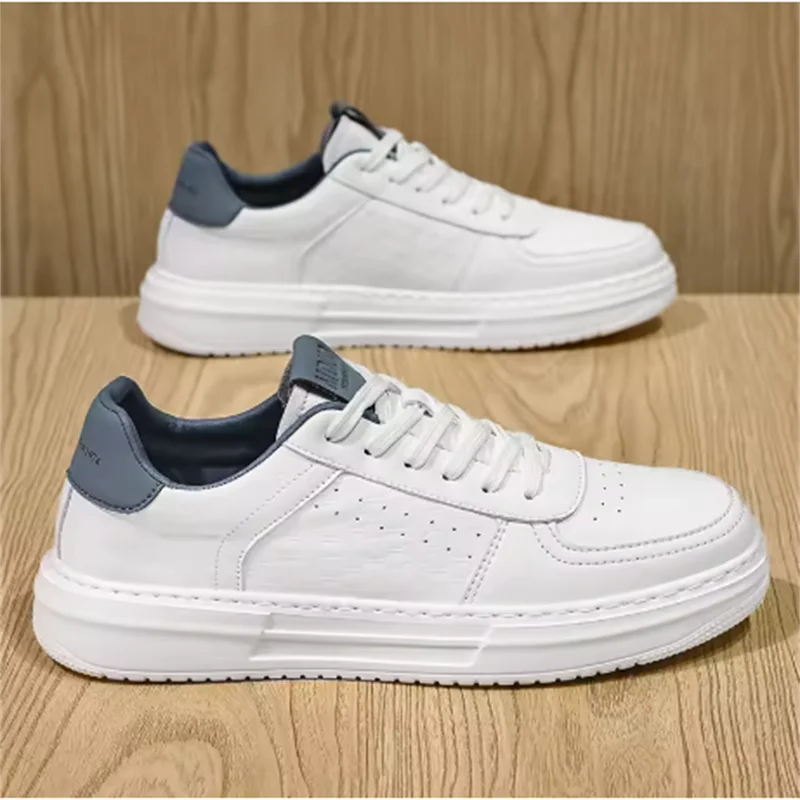 2025 Low Price Sneakers Practical Thick Soled Casual Shoes Wear Resistant Outdoor Run Shoes Comfortable Soft Leather Board Shoes